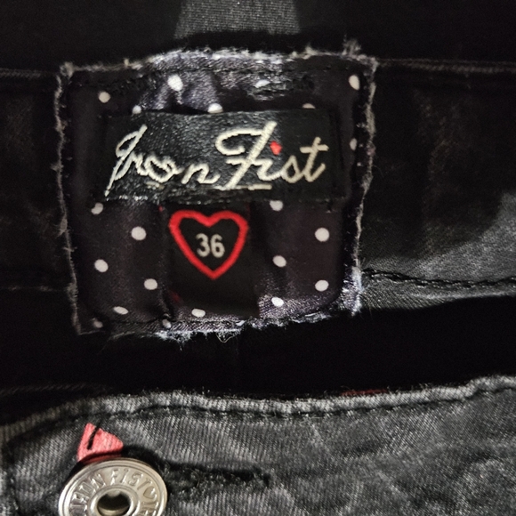 Iron Fist Brand Heart Print jeans - Picture 3 of 3